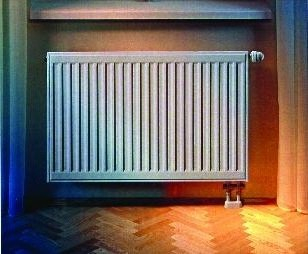 Сталевий радіатор ROMSTAL, 21x400x2600 мм, (3069 Вт), нижнє підключення 1